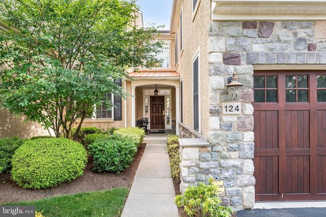 124 CARRIAGE CT, Plymouth Meeting, PA 19462