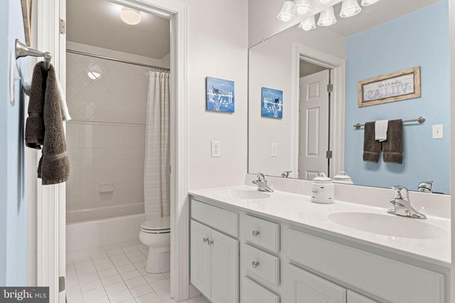 124 CARRIAGE CT, Plymouth Meeting, PA 19462