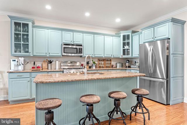124 CARRIAGE CT, Plymouth Meeting, PA 19462