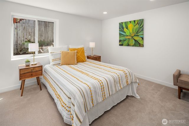 4102 96th Avenue SE, Mercer Island, WA 98040