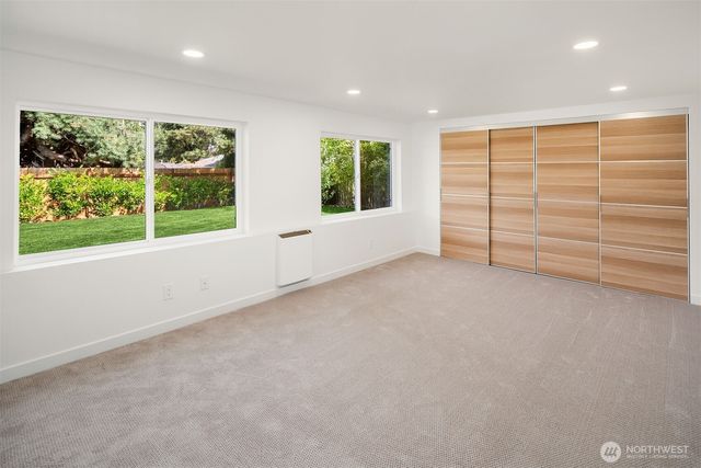 4102 96th Avenue SE, Mercer Island, WA 98040