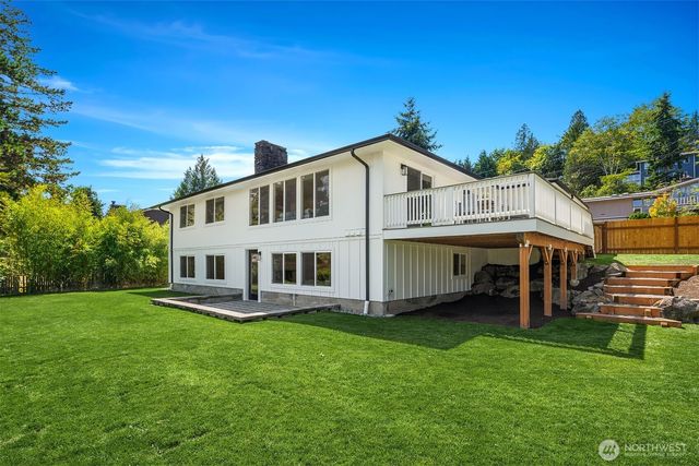 4102 96th Avenue SE, Mercer Island, WA 98040