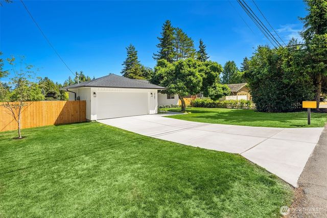 4102 96th Avenue SE, Mercer Island, WA 98040