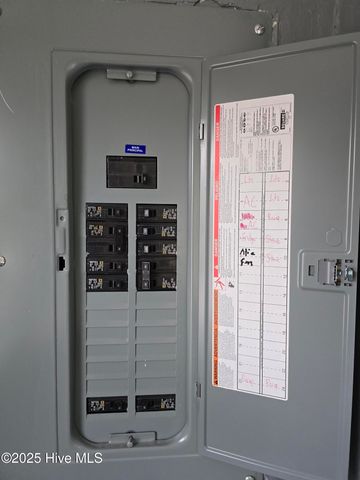 607 E 9th Street, Scotland Neck, NC 27874