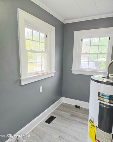 607 E 9th Street, Scotland Neck, NC 27874