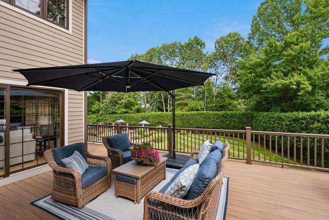 3 Burleigh Terrace, Bedford, NH 03110