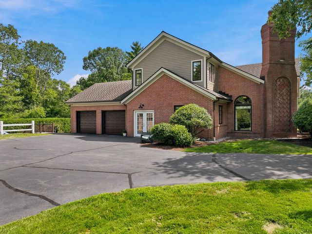 3 Burleigh Terrace, Bedford, NH 03110