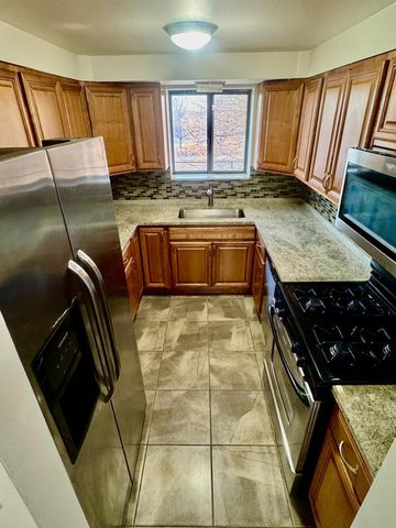 1463 Mercury Drive 309, Schaumburg, IL 60193