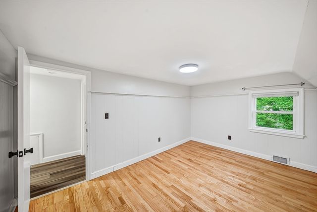239 W Main St, Westborough, MA 01581