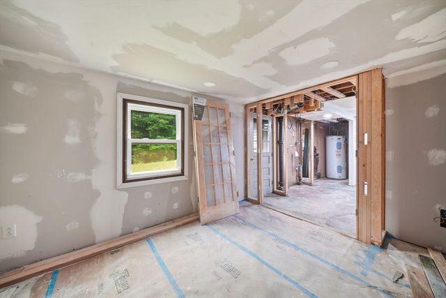 239 W Main St, Westborough, MA 01581