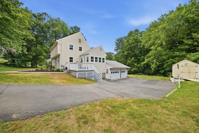 239 W Main St, Westborough, MA 01581