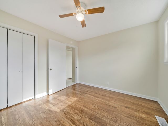 204 Kingswood Dr, Clarksville, TN 37043