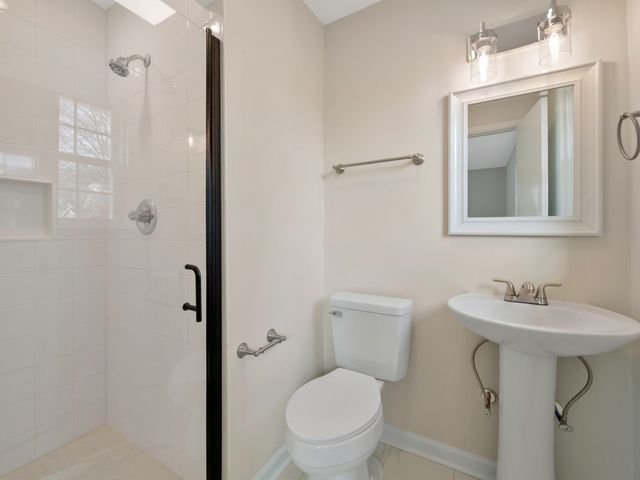 204 Kingswood Dr, Clarksville, TN 37043