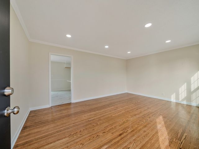 204 Kingswood Dr, Clarksville, TN 37043