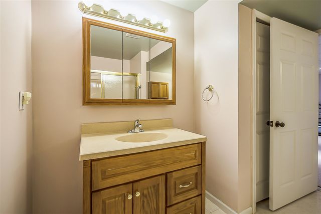 9047 Summit Court 69, Ypsilanti, MI 48197