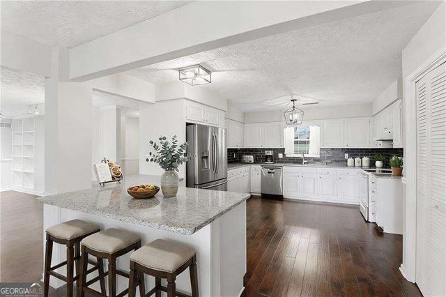 1410 Dallas Circle SW, Marietta, GA 30064