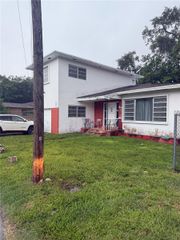 3753 Washington Ave, Miami, FL 33133