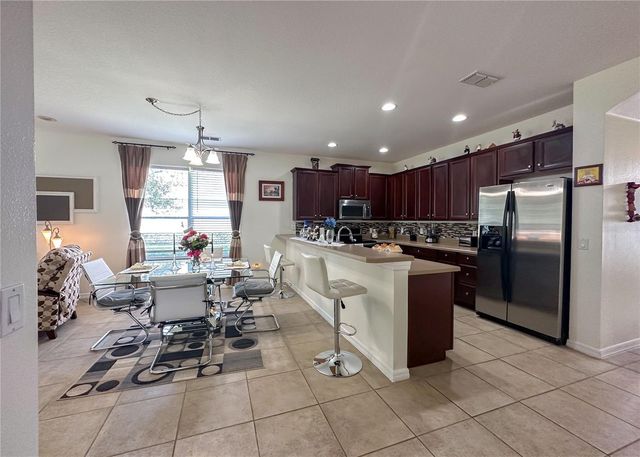 312 SILVERDALE AVENUE, Winter Garden, FL 34787