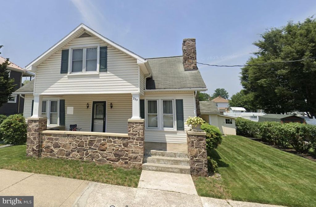 333 WALNUT ST, Shippensburg, PA 17257