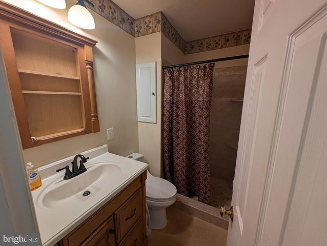 6416 ALBEMARLE ST, Warrenton, VA 20187