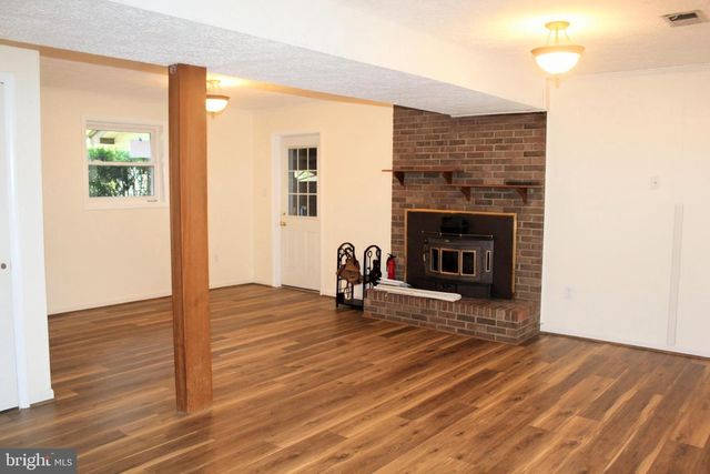6416 ALBEMARLE ST, Warrenton, VA 20187