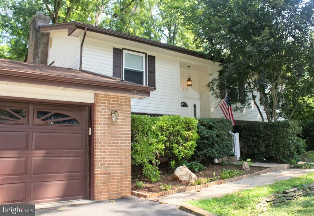 6416 ALBEMARLE ST, Warrenton, VA 20187