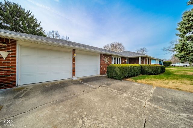 1615 E 44th Street, Anderson, IN 46013