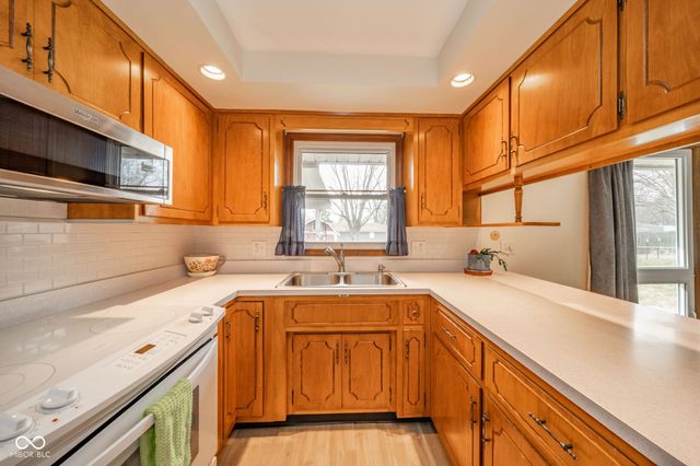 1615 E 44th Street, Anderson, IN 46013