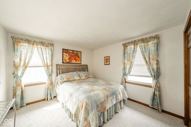 1615 E 44th Street, Anderson, IN 46013