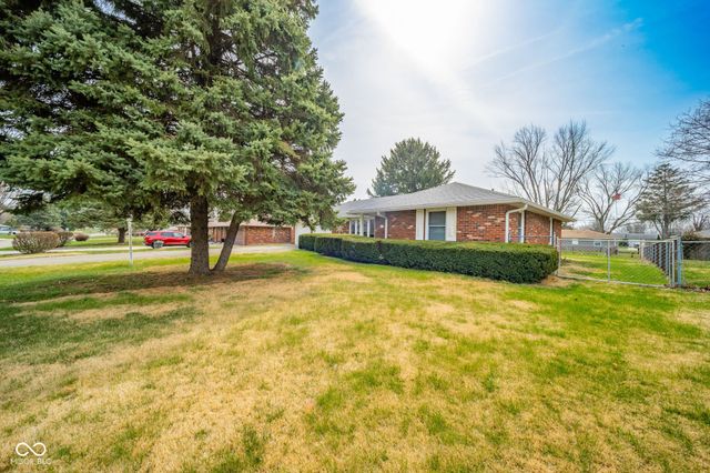 1615 E 44th Street, Anderson, IN 46013