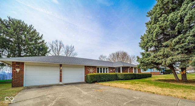 1615 E 44th Street, Anderson, IN 46013