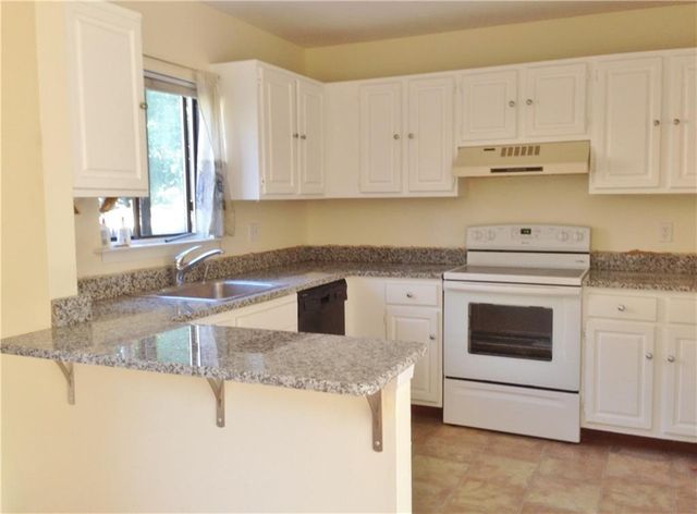 60 Lawn Avenue 24, Stamford, CT 06902