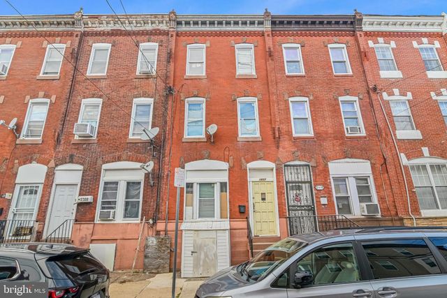 1807 MOORE ST