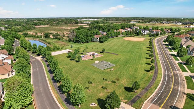 2100 Belmont Avenue NW, Prior Lake, MN 55372