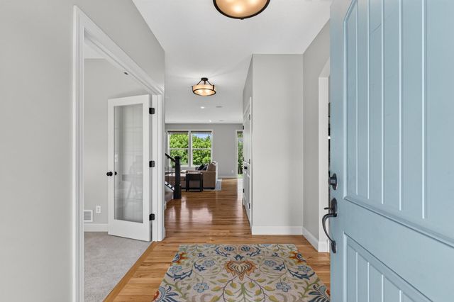 2100 Belmont Avenue NW, Prior Lake, MN 55372