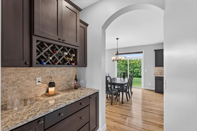 2100 Belmont Avenue NW, Prior Lake, MN 55372