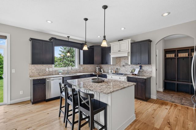 2100 Belmont Avenue NW, Prior Lake, MN 55372