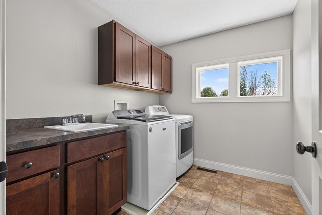 2100 Belmont Avenue NW, Prior Lake, MN 55372