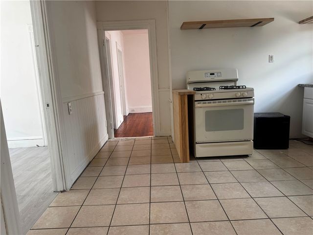 792 Atwells Avenue, Providence, RI 02909