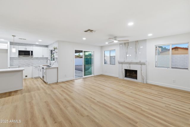 4920 W Michigan Avenue, Glendale, AZ 85308