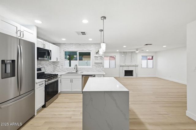 4920 W Michigan Avenue, Glendale, AZ 85308