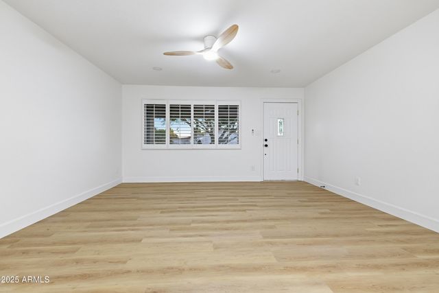 4920 W Michigan Avenue, Glendale, AZ 85308