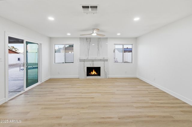 4920 W Michigan Avenue, Glendale, AZ 85308