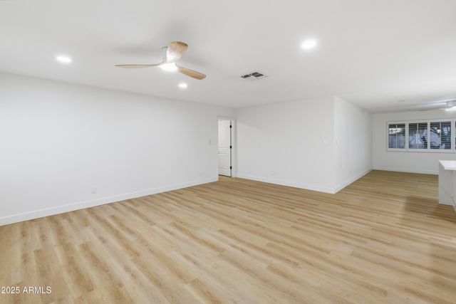 4920 W Michigan Avenue, Glendale, AZ 85308