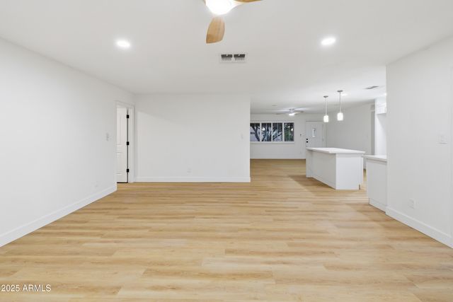 4920 W Michigan Avenue, Glendale, AZ 85308