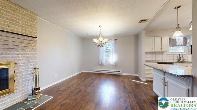 324 Wolf Drive, Allentown City, PA 18104