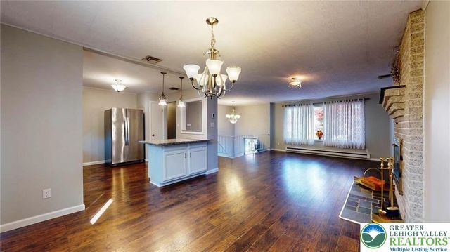 324 Wolf Drive, Allentown City, PA 18104