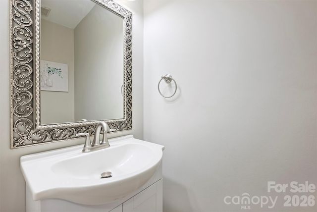 6000 Burnt Mill Run, Matthews, NC 28104