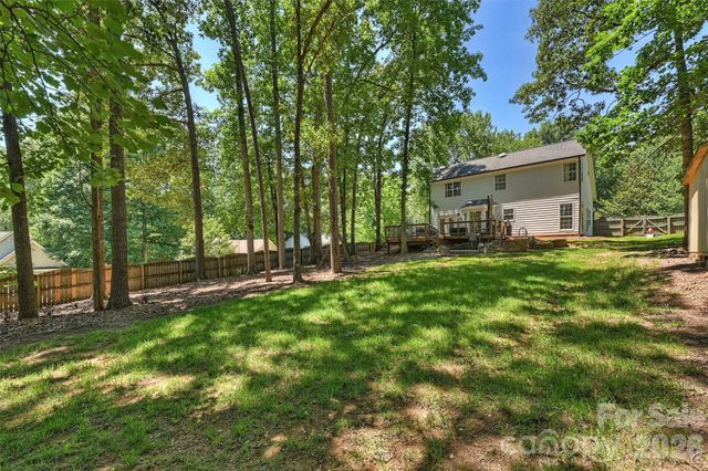 6000 Burnt Mill Run, Matthews, NC 28104