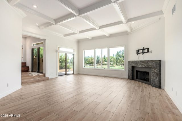 3105 E MARSHALL Avenue, Phoenix, AZ 85016